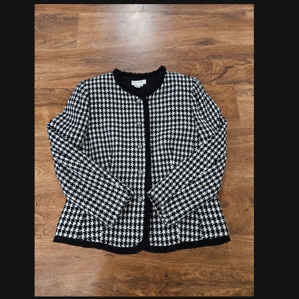 Shomi Elegant Black and White Houndstooth Blazer